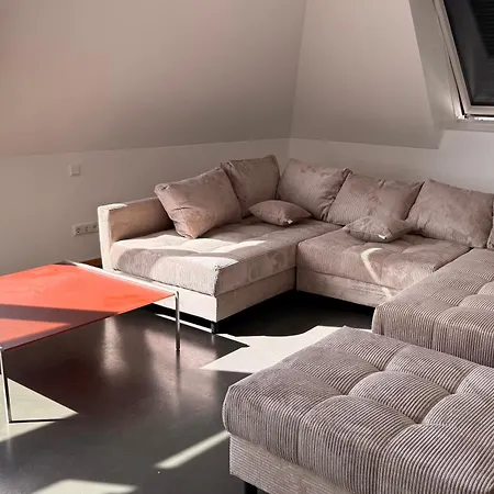 Penthouse Centrally Located And Close To Oktoberfest Münih